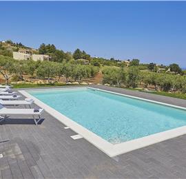 3 bedroom villa with pool near Scopollo, sleeps 6